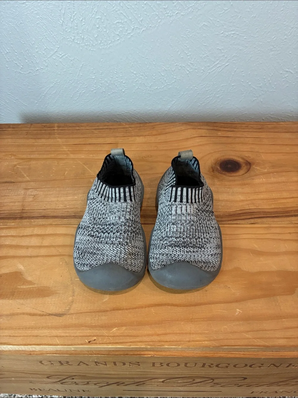 Toddler Slip-On Water Shoes in Gray Knit